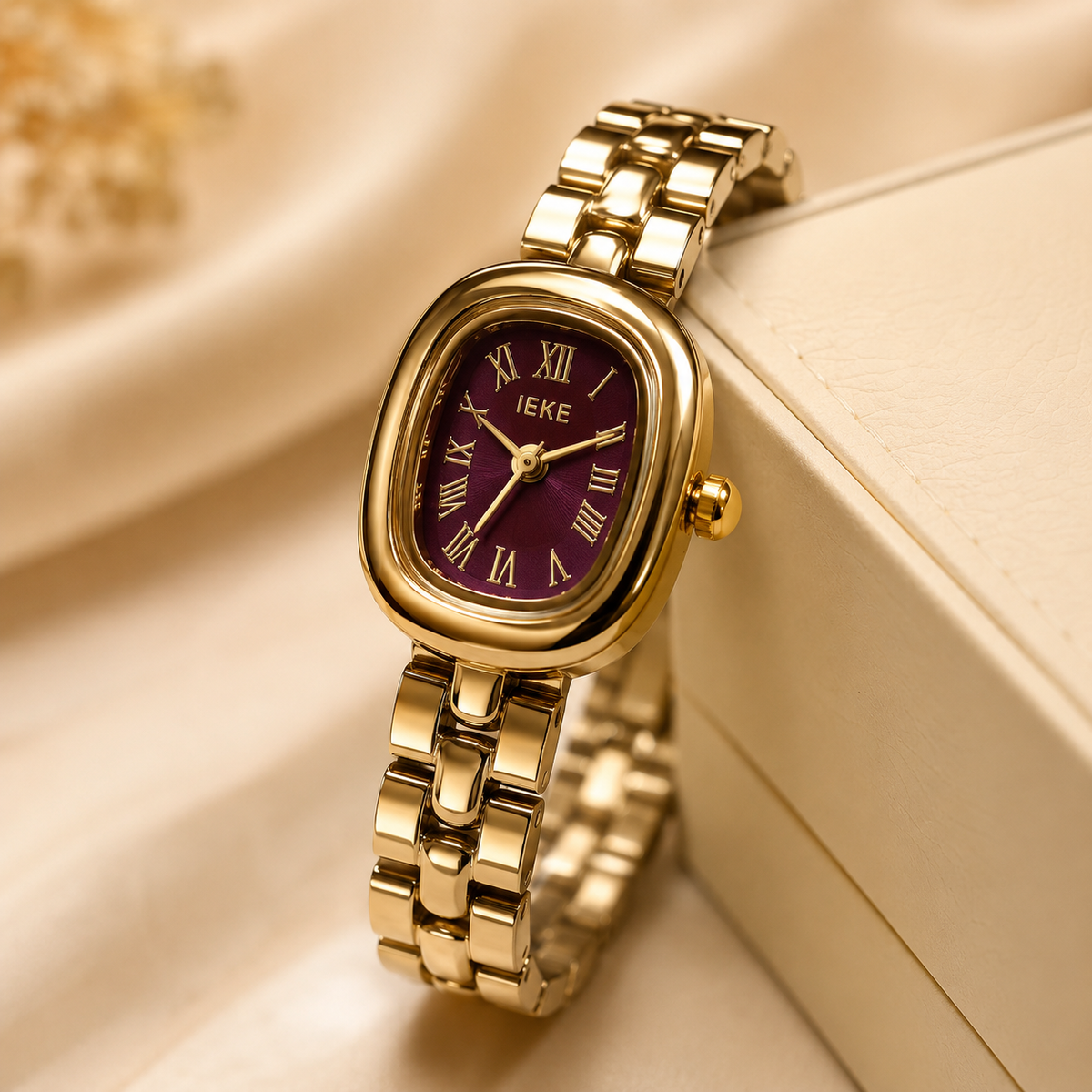 Montre Éclat Dorée – Bracelet Métallique & Cadran Bordeaux