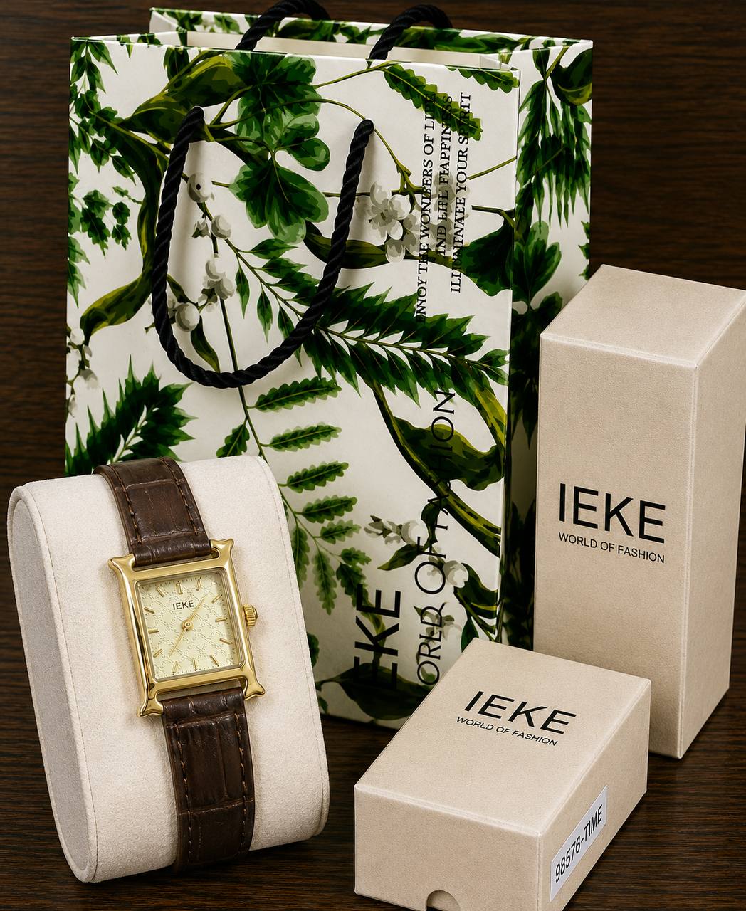 Montre Éclat Rectangulaire Dorée – Bracelet Croco Marron & Cadran Champagne